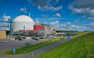 Defensie en Energie: Mag Nederland een Kerncentrale Bouwen met NAVO-geld?