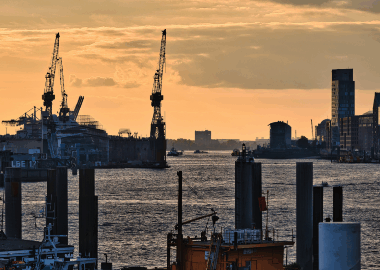 Waarom het TenneT-net in de Rotterdamse haven kraakt